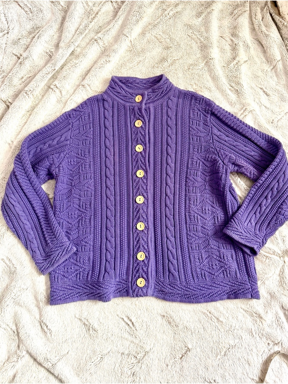 L.L. Bean Purple Cable Knit Cardigan Wood Button Sweater M Cottagecore Boho